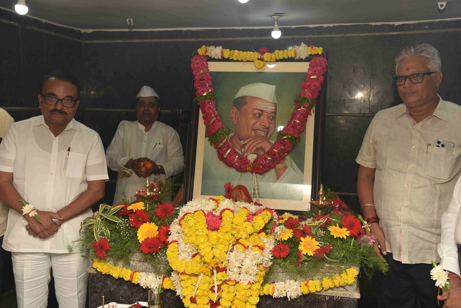 Birthday Celebrations of the Visionary Leader, Philanthropist & Founder President of HKE Society, Late Shri. Mahadevappa Rampure.